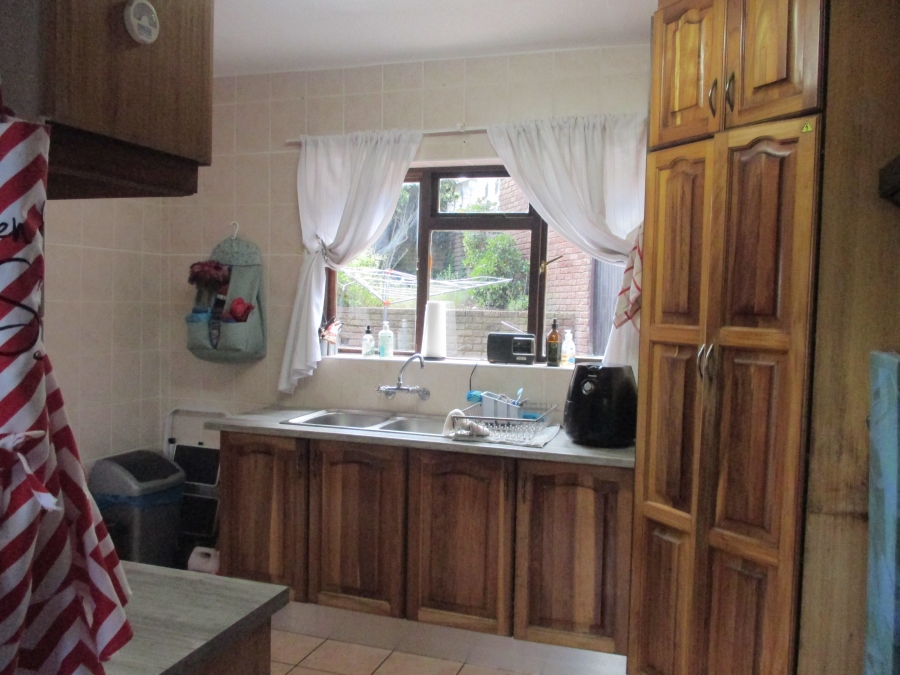 3 Bedroom Property for Sale in Dana Bay Western Cape